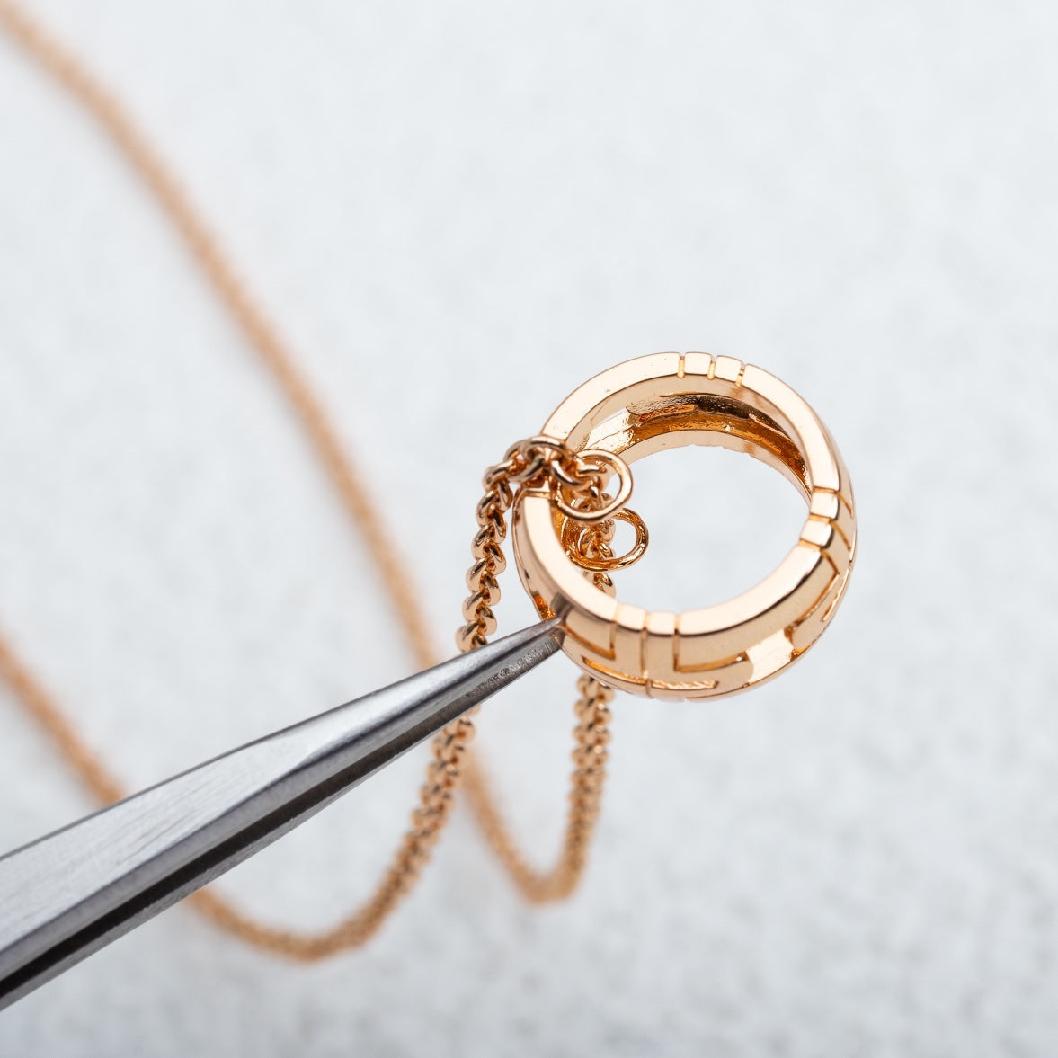 [WZQ]PARENTESI NECKLACE PINK GOLD