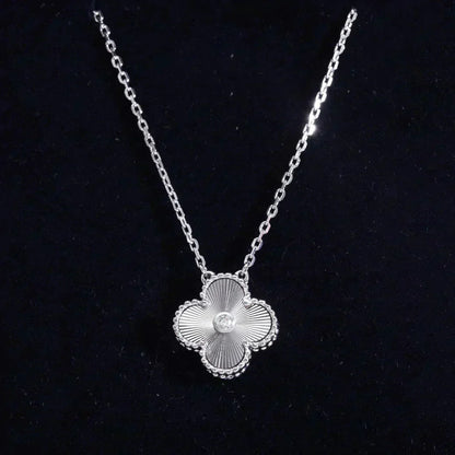[WZQ]CLOVER  15MM DIAMOND LASER NECKLACE SILVER