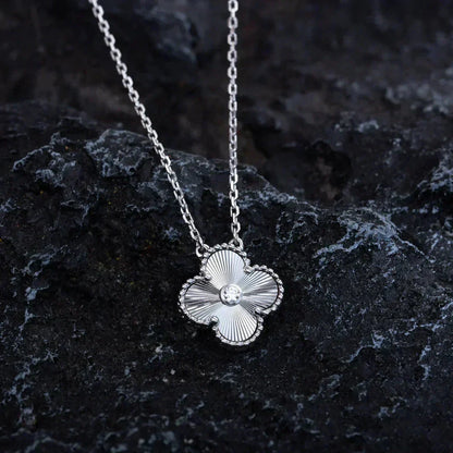 [WZQ]CLOVER  15MM DIAMOND LASER NECKLACE SILVER