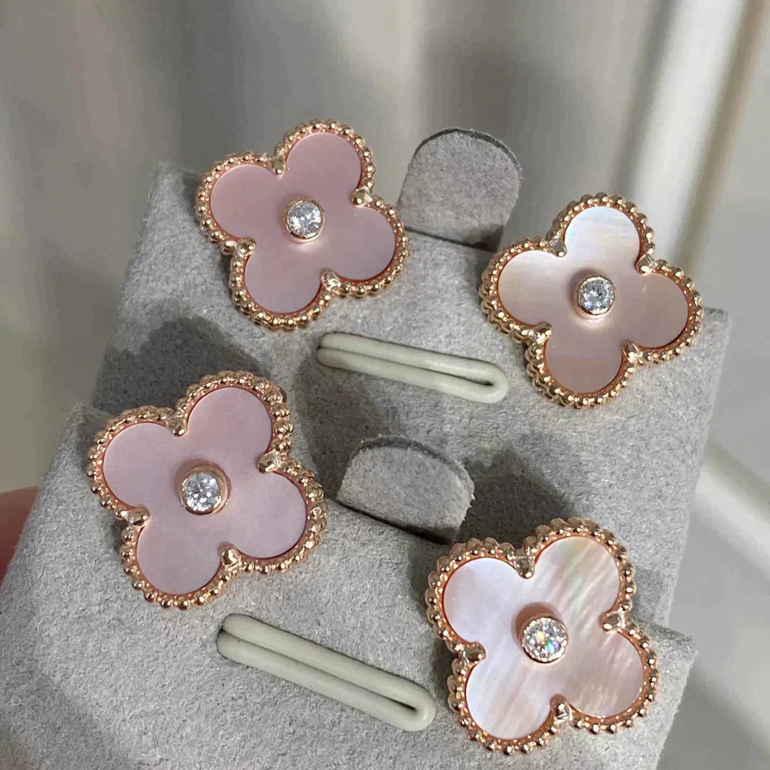 [WZQ]CLOVER MEDIUM 1 MOTIFS  PINK MOP DIAMOND EARRINGS
