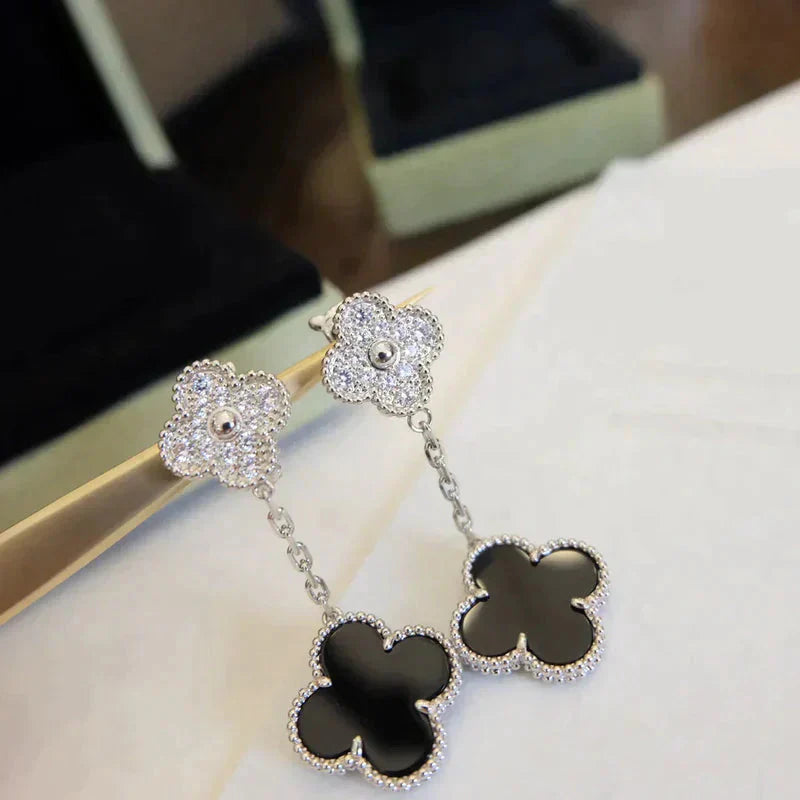 [WZQ]CLOVER 2 MOTIFS  DIAMOND ONYX EARRINGS SILVER