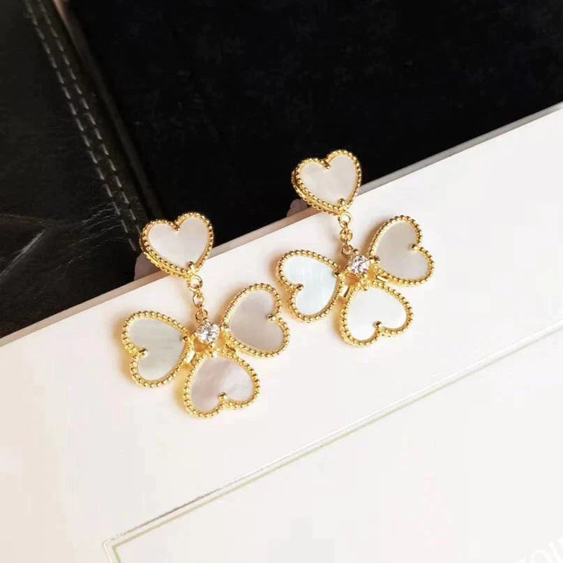 [WZQ]CLOVER SWEET WHITE MOP EARRINGS