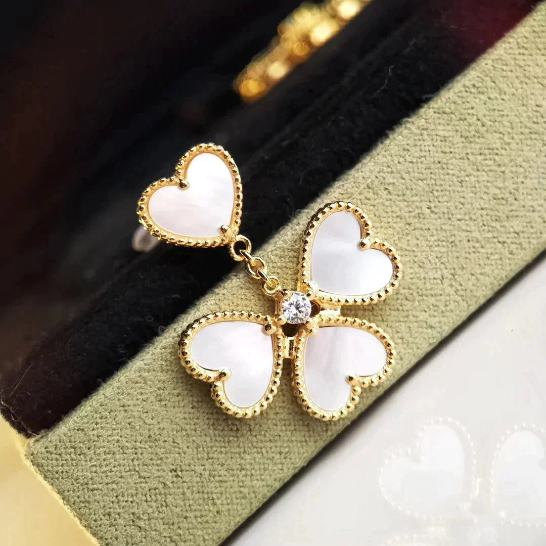 [WZQ]CLOVER SWEET WHITE MOP EARRINGS
