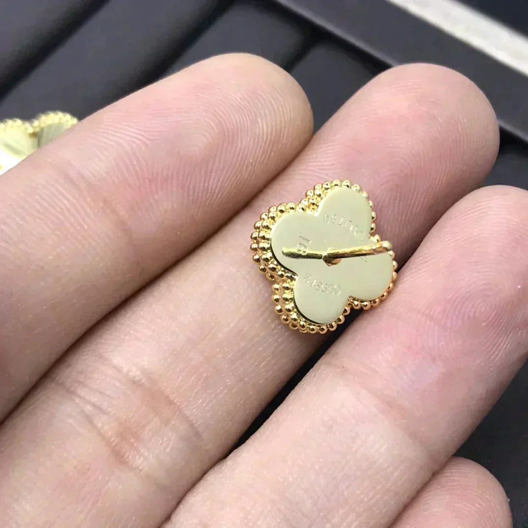 [WZQ]CLOVER MINI 9.5MM LASER EARRINGS