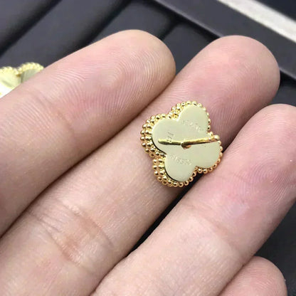 [WZQ]CLOVER MINI 9.5MM LASER EARRINGS