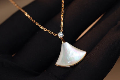 [WZQ]DREAM NECKLACE WHITE MOP PINK GOLD 1 DIAMOND