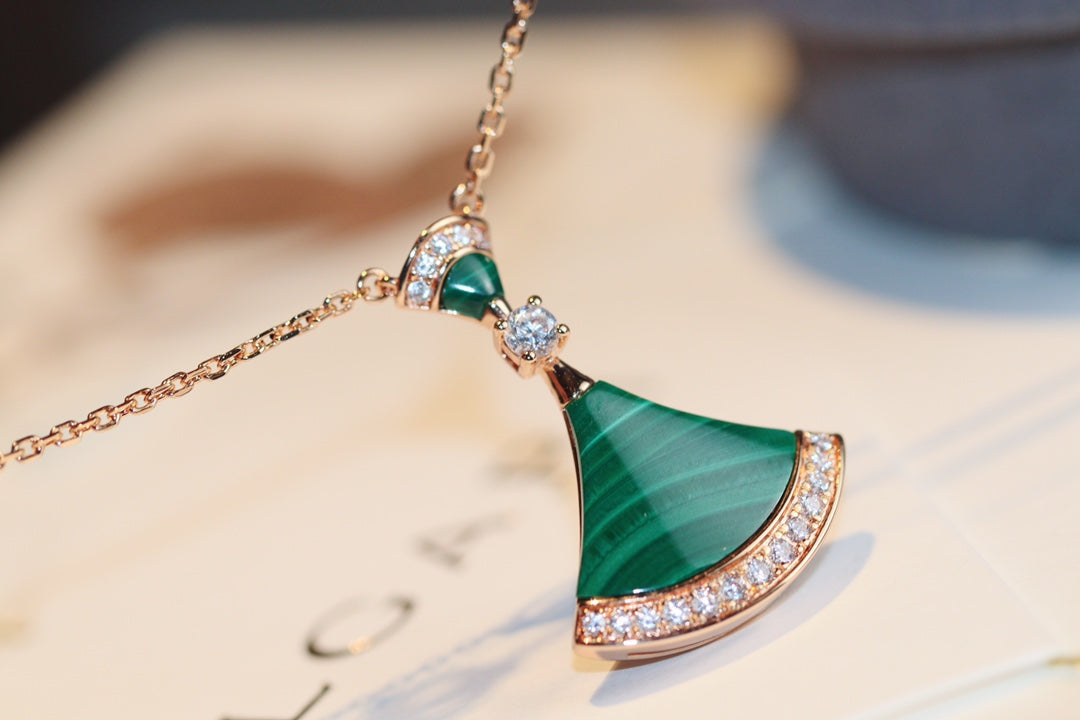 [WZQ]DREAM NECKLACE MALACHITE DIAMOND