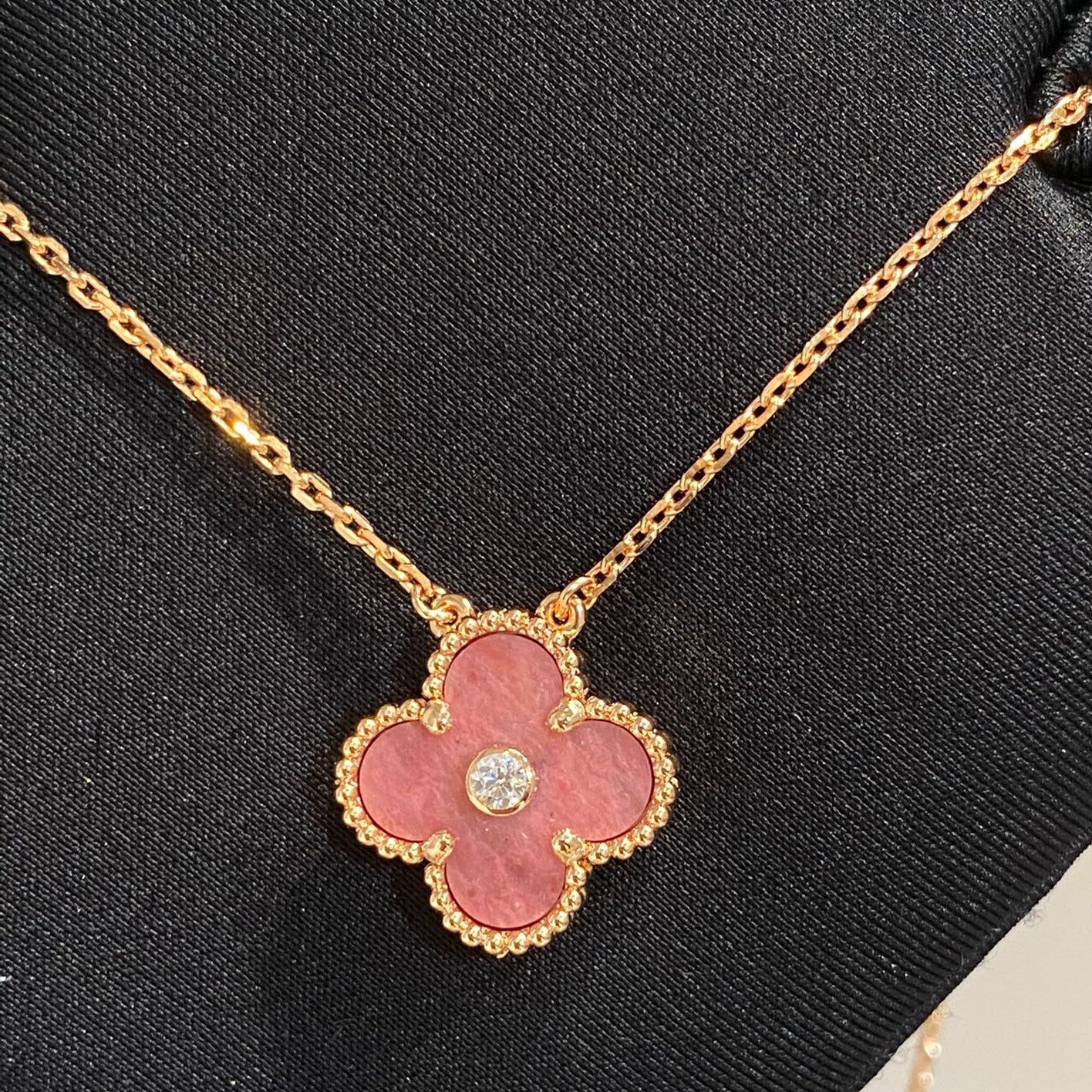 [WZQ]CLOVER 15MM DIAMOND RHODONITE NECKLACE