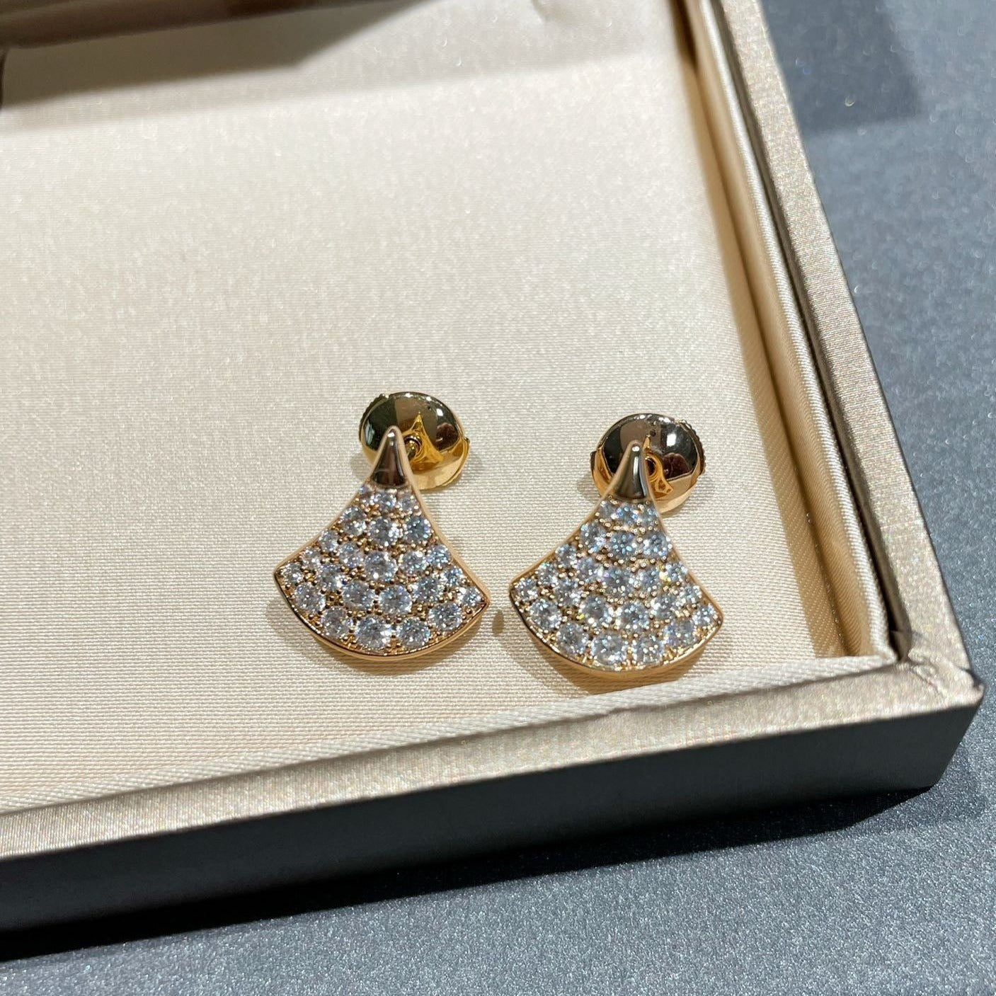 [WZQ]DREAM STUD EARRINGS DIAMOND