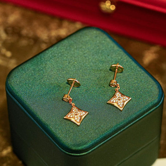 [WZQ]STAR DIAMONDS EARRINGS GOLD