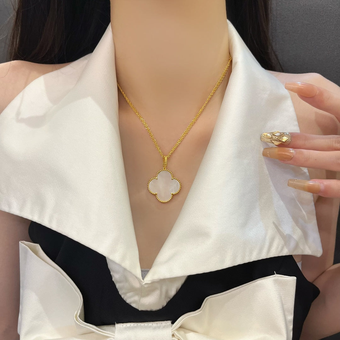 [WZQ]CLOVER 25MM MOP LARGE PENDANT NECKLACE