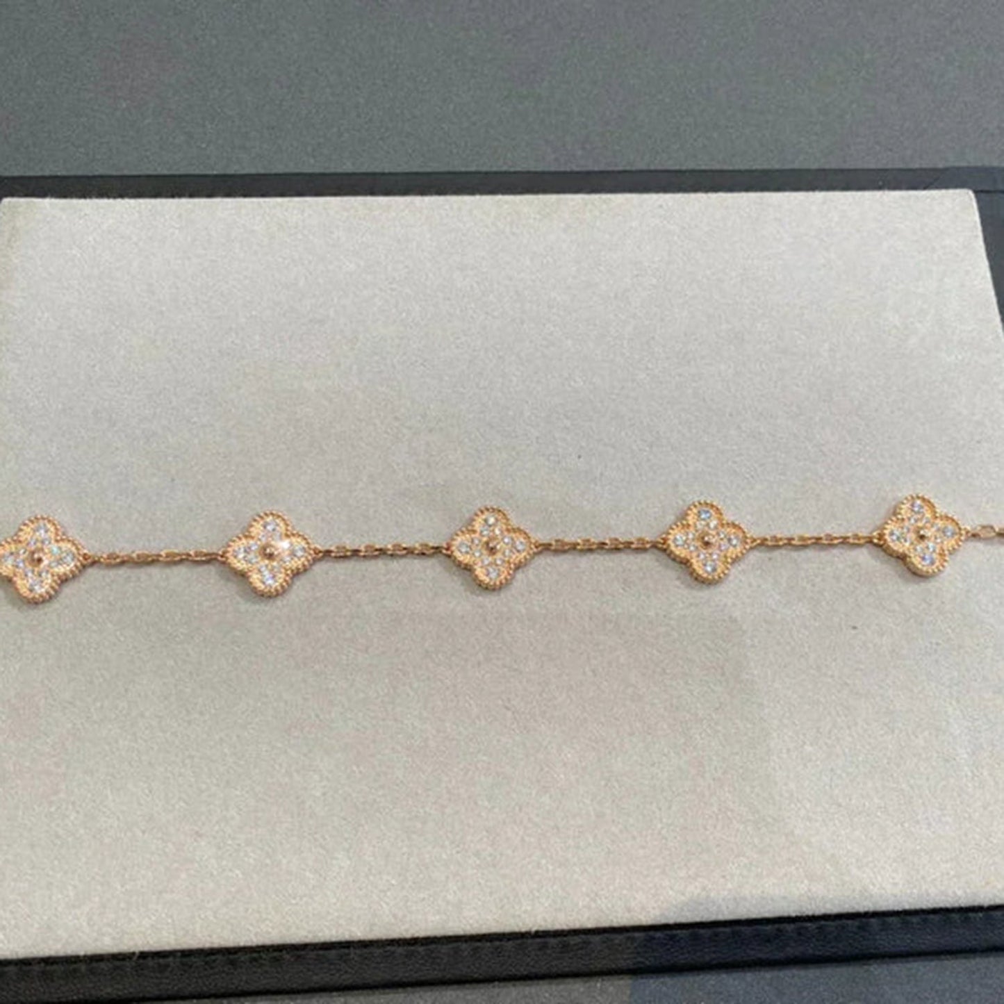 [WZQ]CLOVER 5 MOTIFS  FULL DIAMOND BRACELET