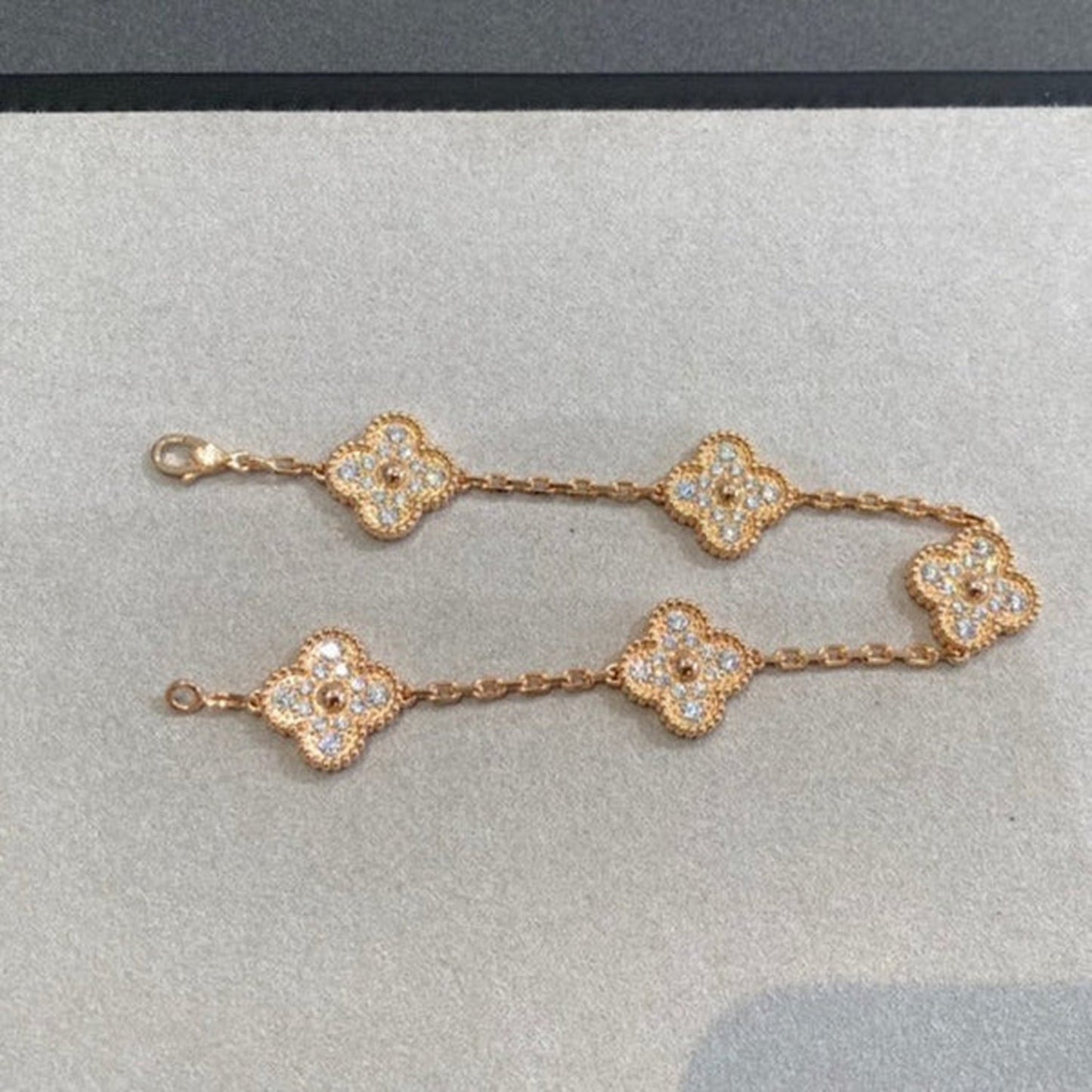 [WZQ]CLOVER 5 MOTIFS  FULL DIAMOND BRACELET