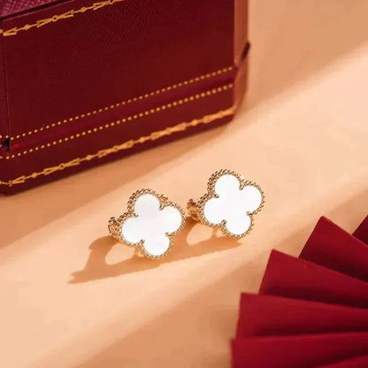 [WZQ]CLOVER MEDIUM 1 MOTIFS  WHITE MOP STUD EARRINGS