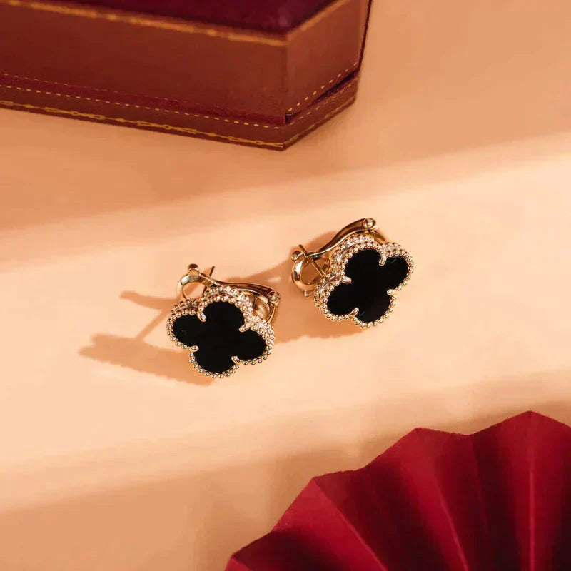 [WZQ]CLOVER MEDIUM 1 MOTIFS  ONYX STUD EARRINGS