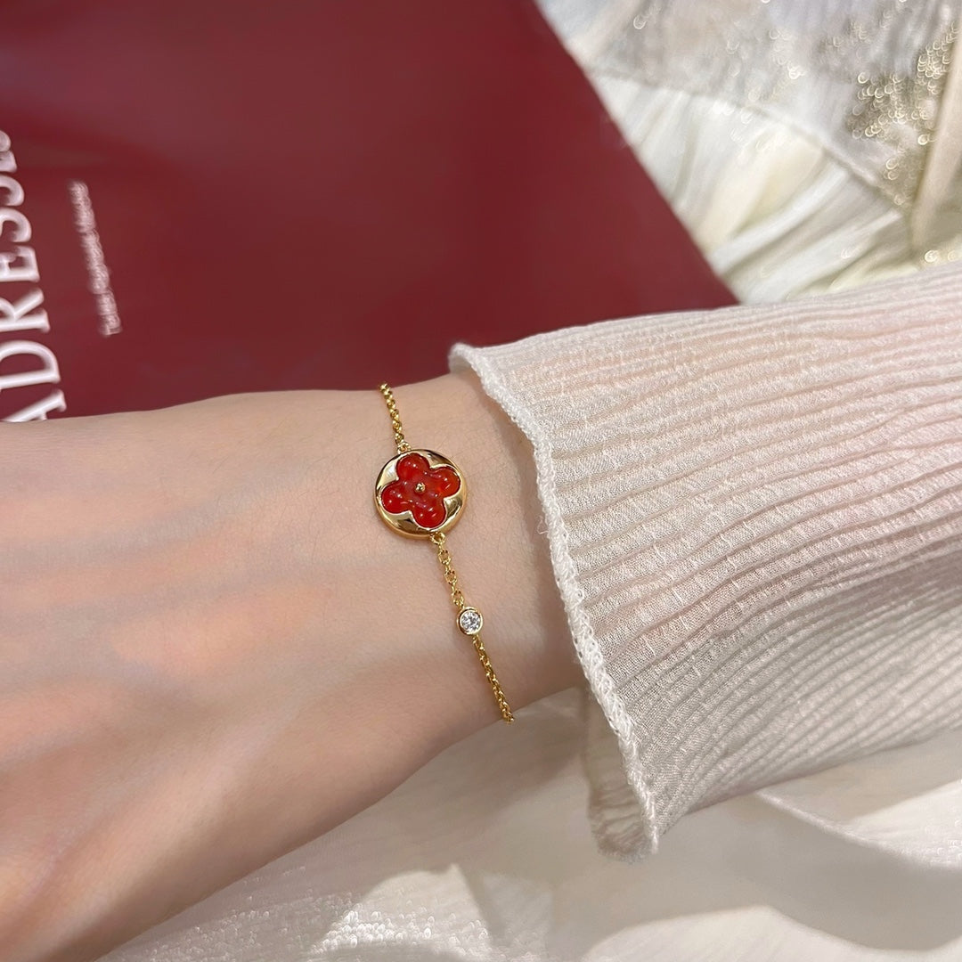 [WZQ]SUN PEDANT CARNELIAN BRACELET