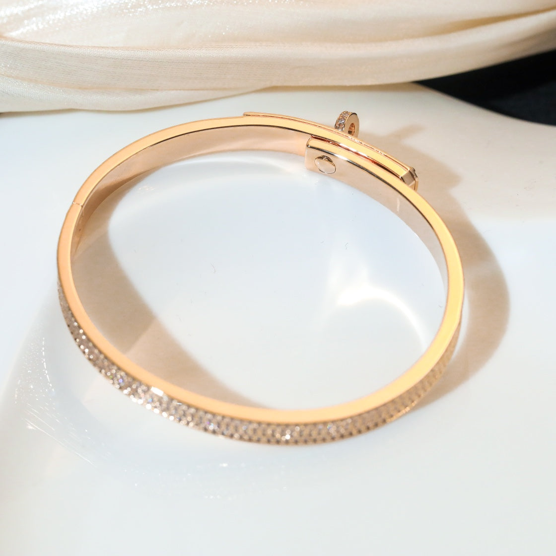 [WZQ]KELLY BRACELET DIAMOND PAVED