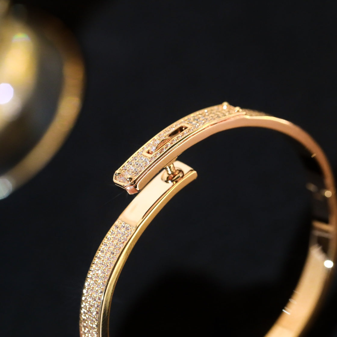 [WZQ]KELLY BRACELET DIAMOND PAVED