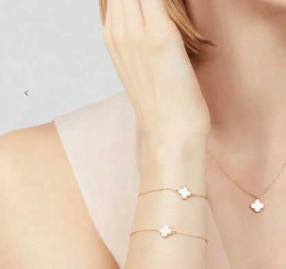 [WZQ]CLOVER MINI 9.5MM WHITE MOTHER-OF-PEARL NECKLACE