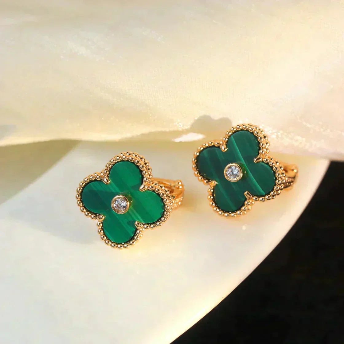 [WZQ]CLOVER MEDIUM 1 MOTIFS MALACHITE DIAMOND EARRINGS