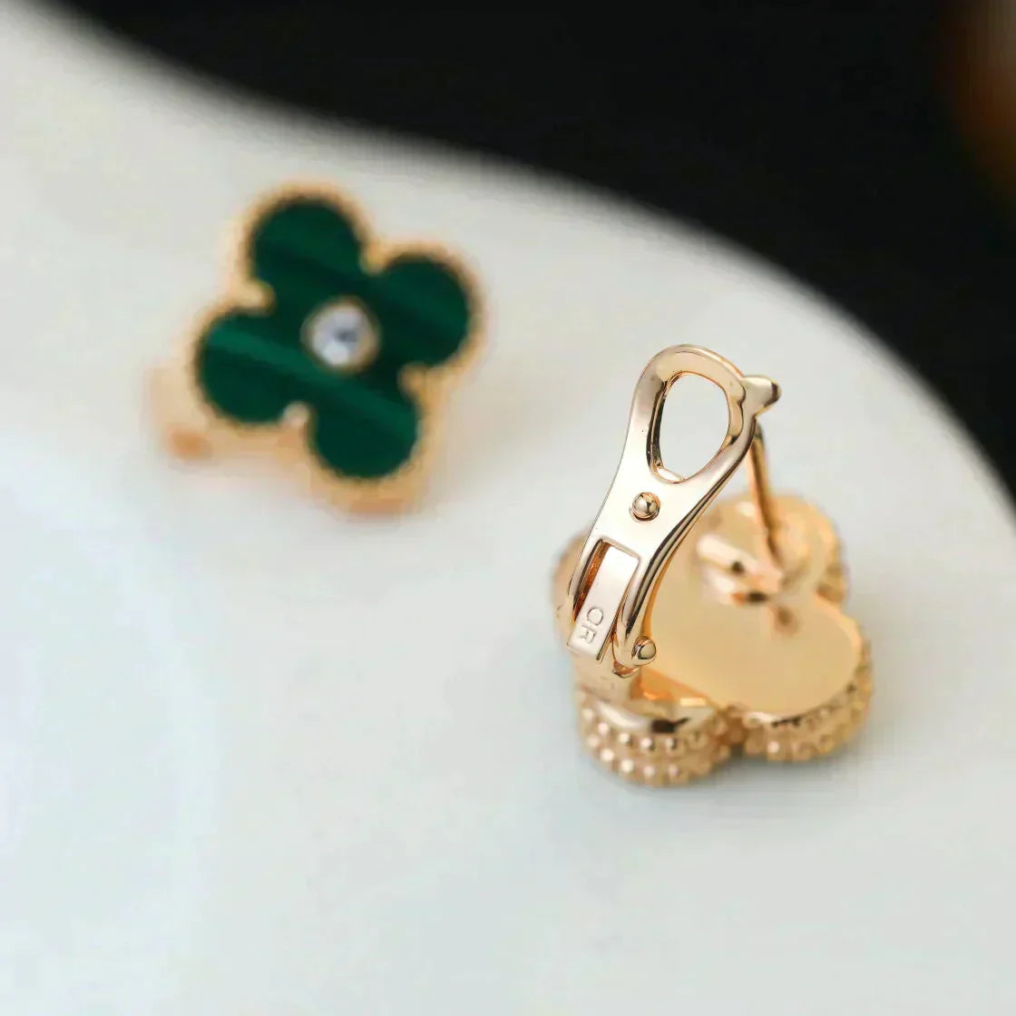 [WZQ]CLOVER MEDIUM 1 MOTIFS MALACHITE DIAMOND EARRINGS