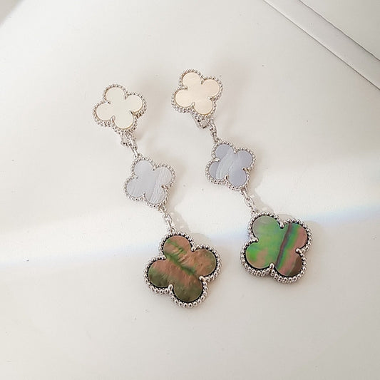 [WZQ]CLOVER 3 MOTIFS CHALCEDONY DARK MOP SILVER EARRINGS