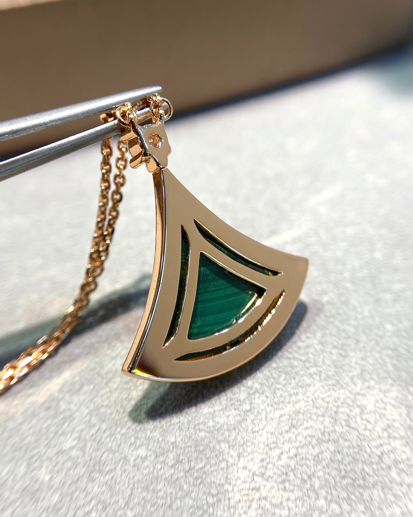 [WZQ]DREAM MALACHITE DIAMOND PAVED PINK GOLD NECKLACE