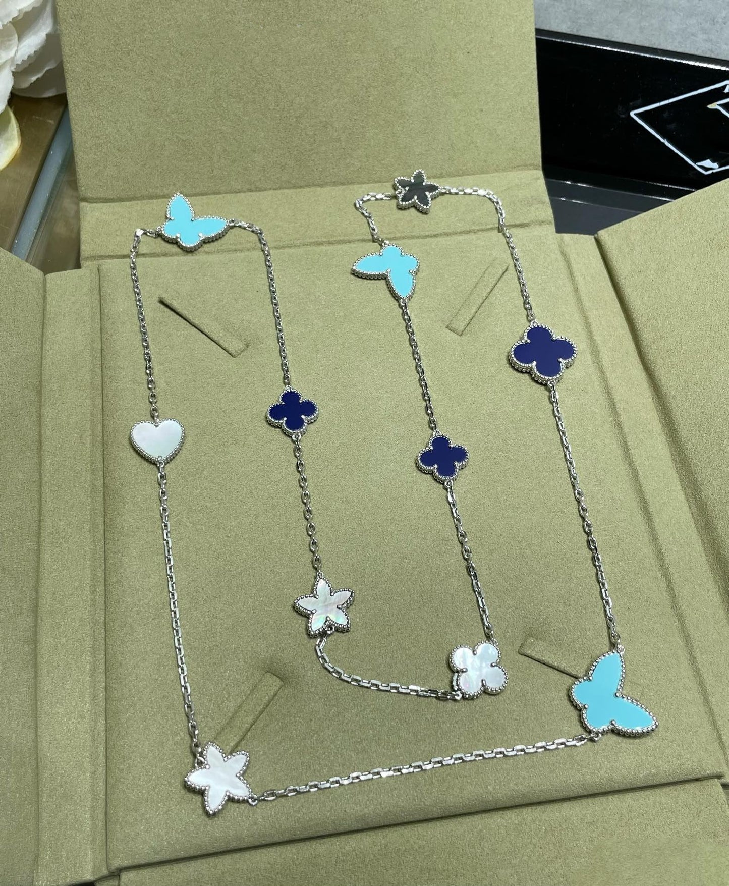[WZQ]LUCKY CLOVER SILVER 11 MOTIF NECKLACE