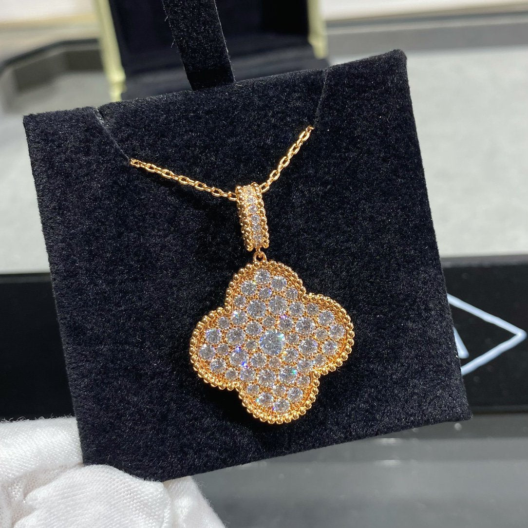 [WZQ]CLOVER 25MM LARGE PEDANT DIAMOND PAVED LONG NECKLACE