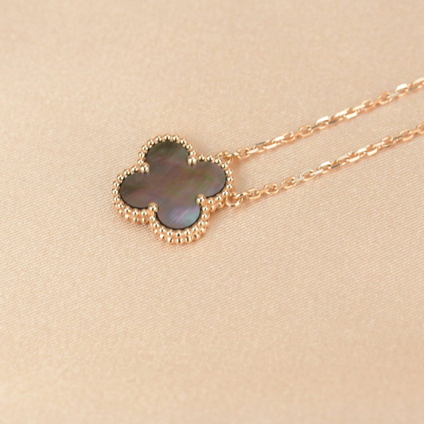 [WZQ]CLOVER 15MM  GRAY MOTHER OF PEARL NECKLACE