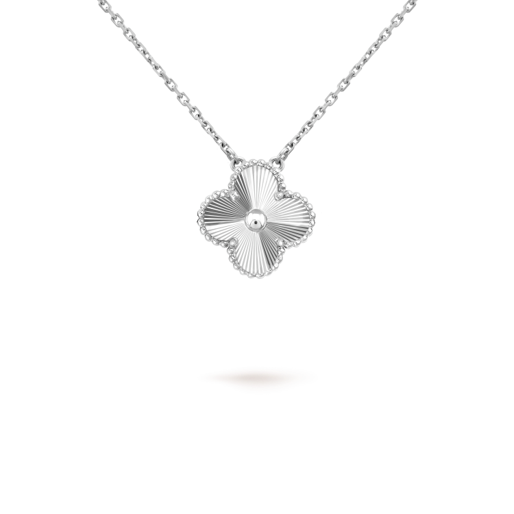 [WZQ]CLOVER 15MM LASER NECKLACE SILVER
