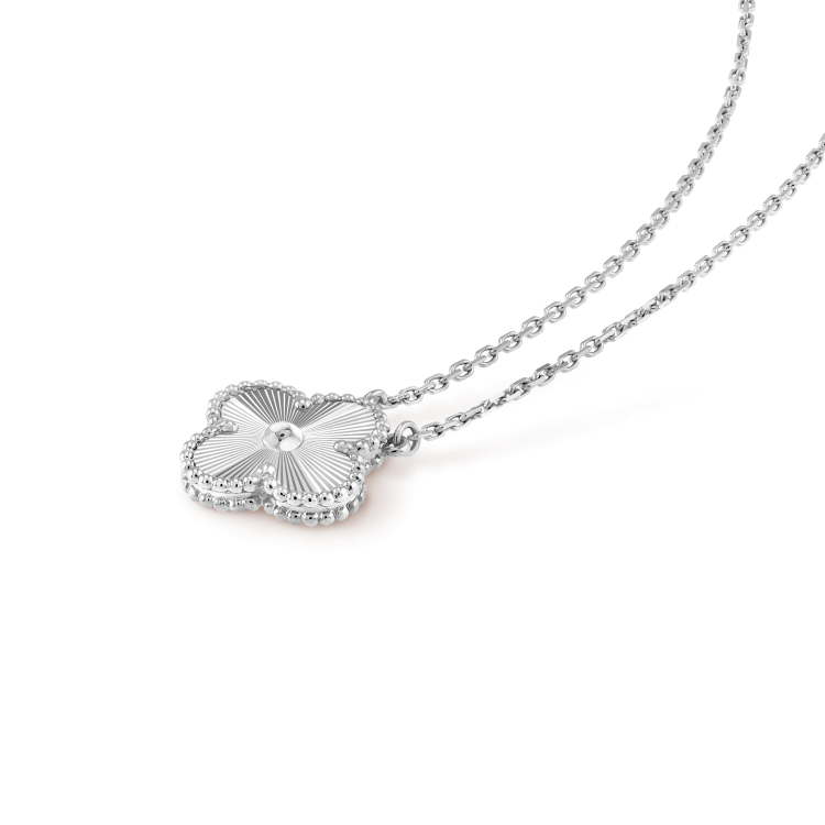 [WZQ]CLOVER 15MM LASER NECKLACE SILVER