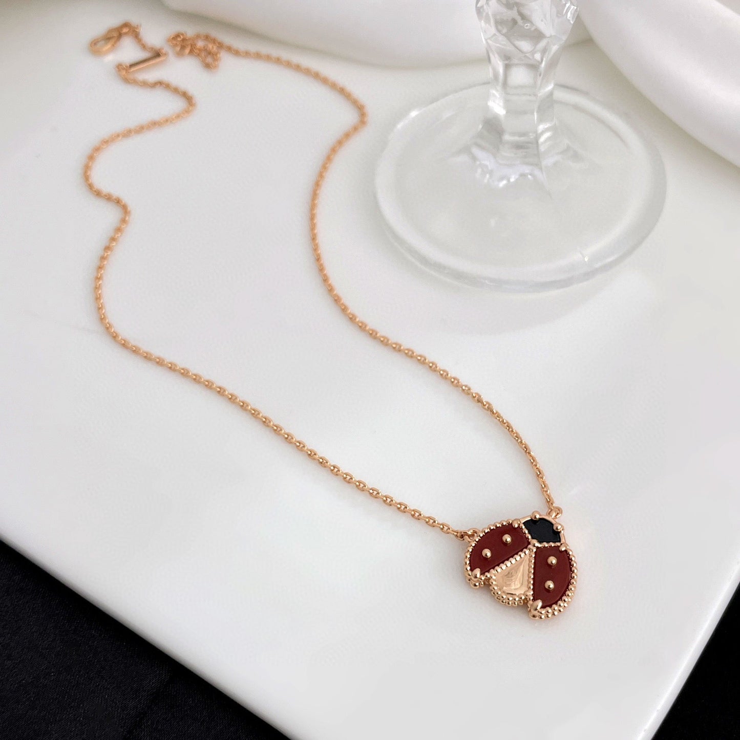 [WZQ]LUCKY  CARNELIANS LADYBUG NECKLACE