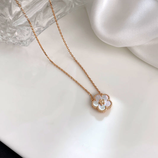 [WZQ]LUCKY  WHITE MOP  PLUM BLOSSOM NECKLACE