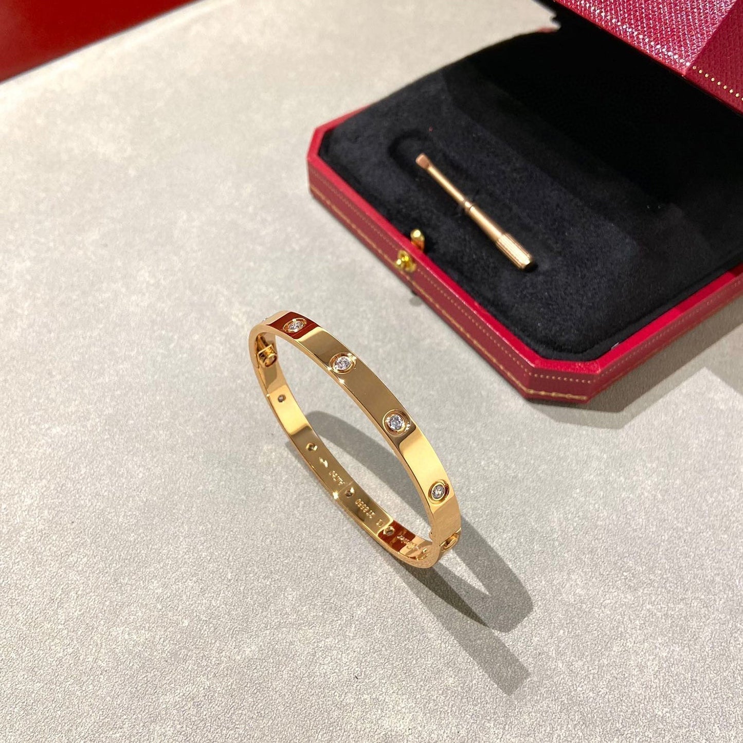 [WZQ]LOVE BRACELET 6.1MM 10 DIAMONDS