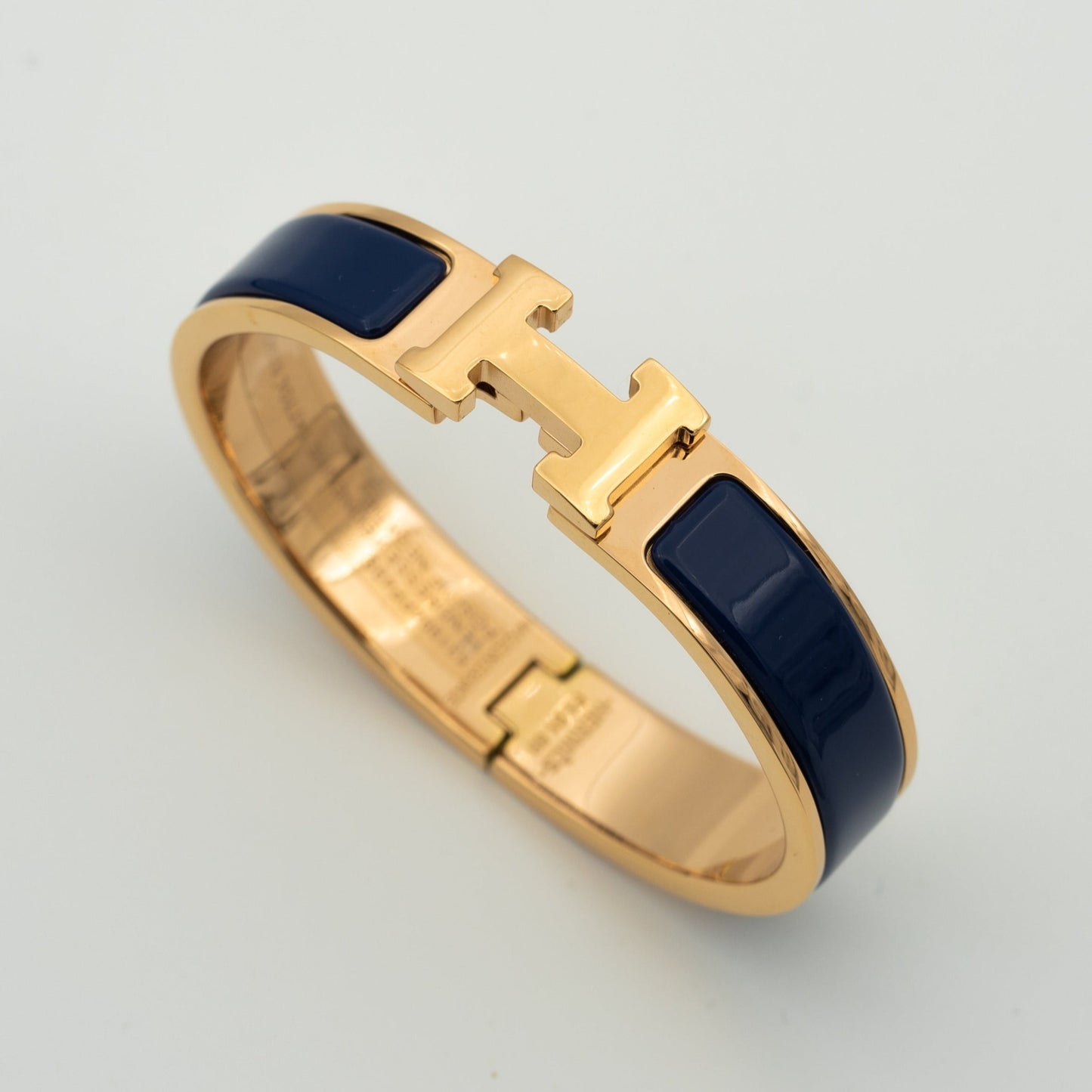 [WZQ]H BLUE BRACELET