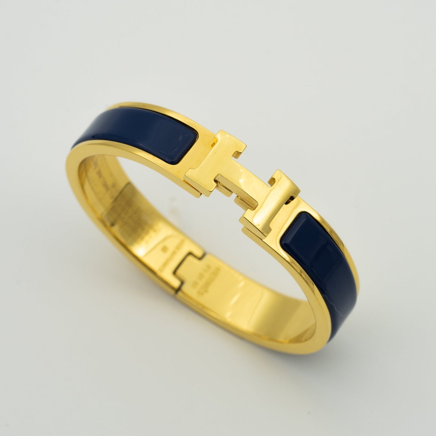 [WZQ]H BLUE BRACELET