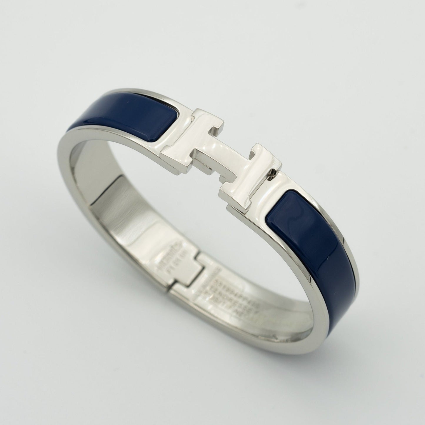 [WZQ]H BLUE BRACELET