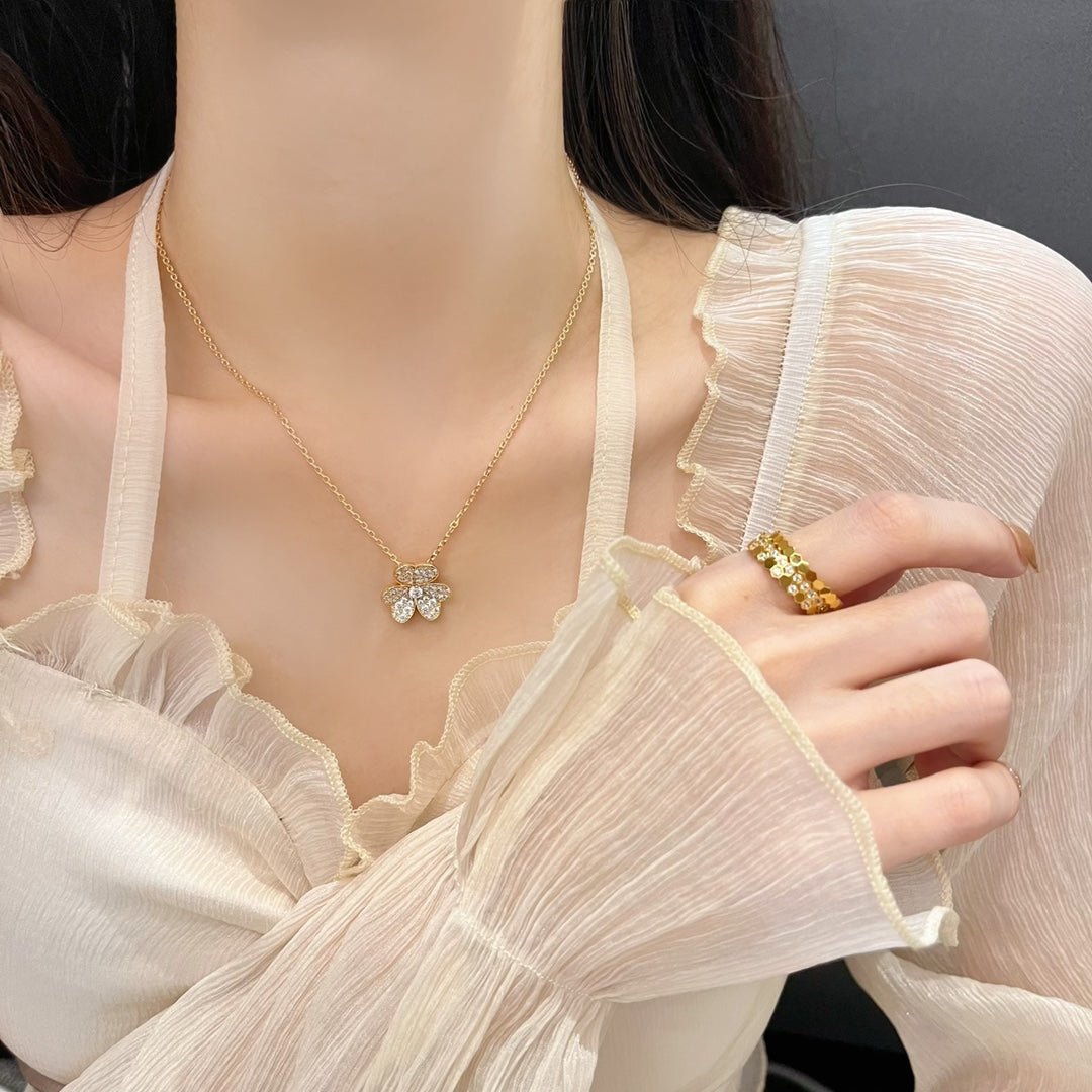 [WZQ]FLOWER DIAMOND NECKLACE