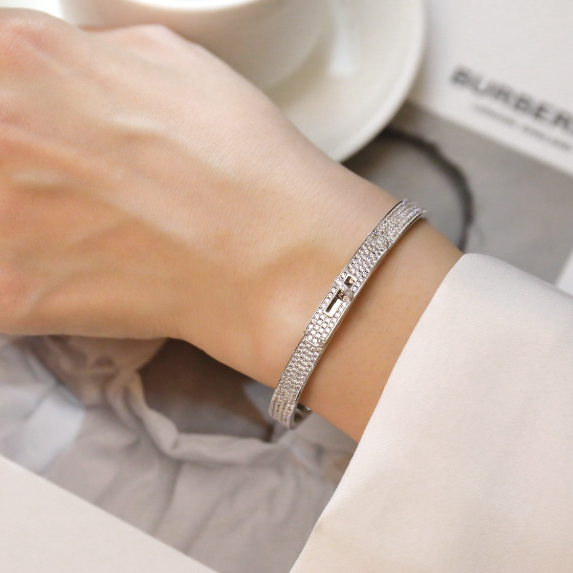 [WZQ]KELLY BRACELET DIAMOND PAVED