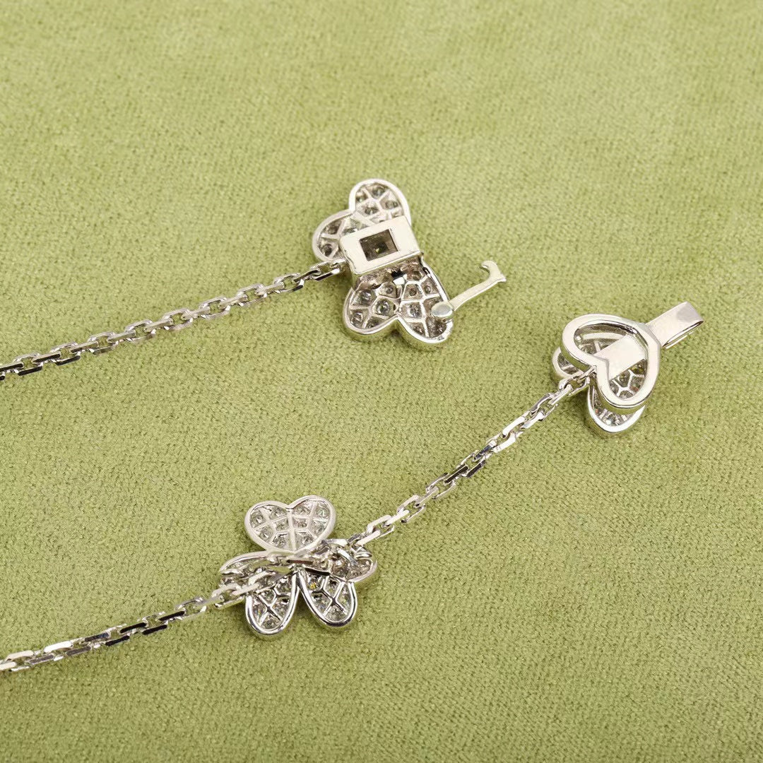 [WZQ]FRIVOLE SILVER 9 FLOWERS NECKLACE
