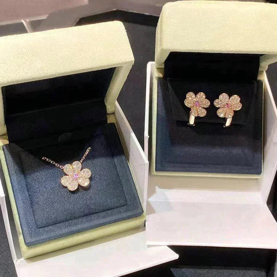 [WZQ]FRIVOLE ROSE GOLD FLOWER DIAMOND NECKLACE
