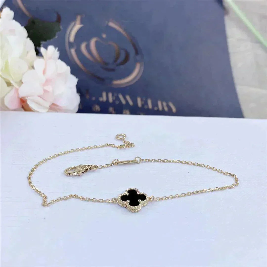 [WZQ]CLOVER ONYX SINGLE FLOWER BRACELET