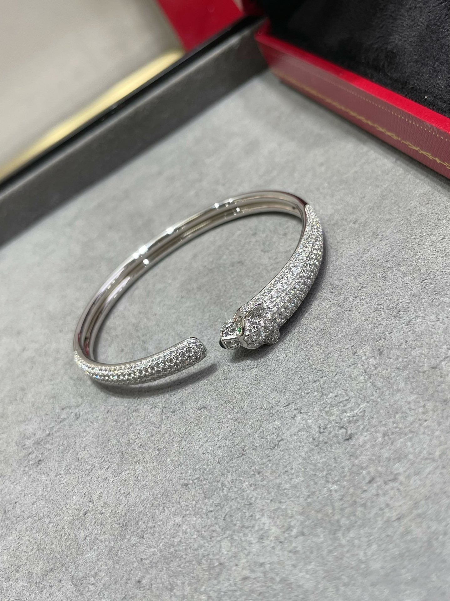 [WZQ]PANTHERE FULL DIAMOND OPEN BRACELET