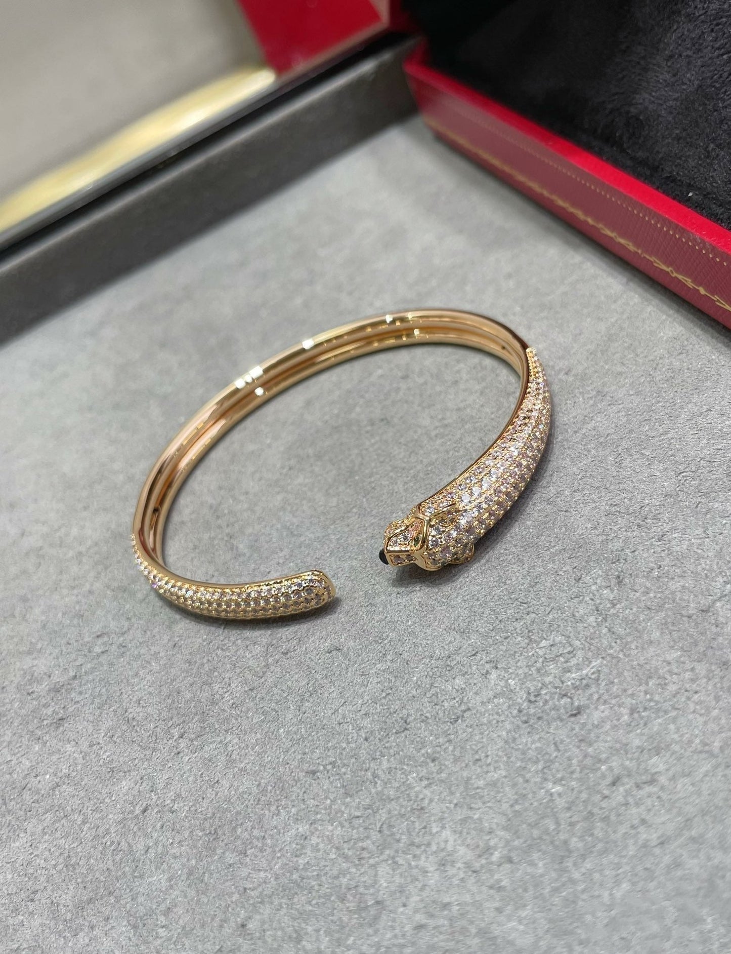 [WZQ]PANTHERE FULL DIAMOND OPEN BRACELET