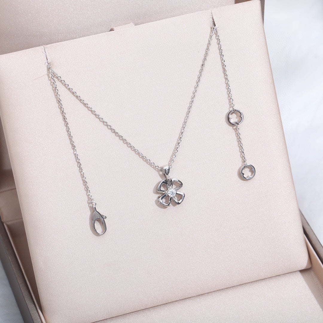 [WZQ]FIOREVER NECKLACE DIAMOND CENTER